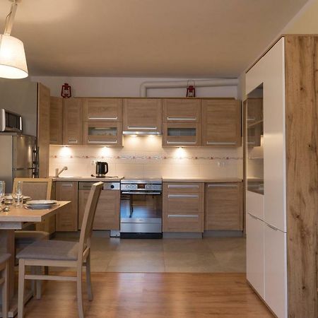 Apartament Na Urlop - Centrum - Przy Amfiteatrze - 500M Do Basenow فيسلا المظهر الخارجي الصورة