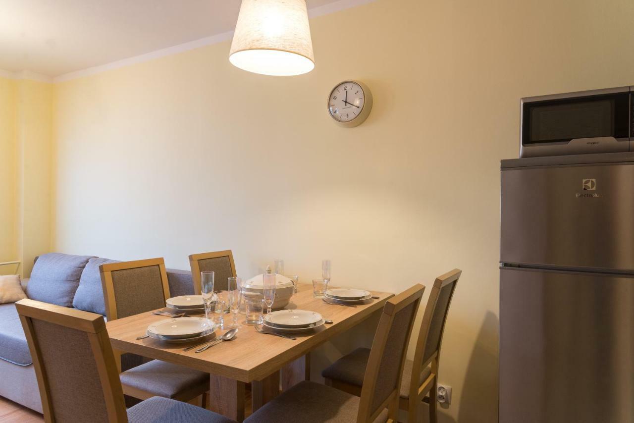 Apartament Na Urlop - Centrum - Przy Amfiteatrze - 500M Do Basenow فيسلا المظهر الخارجي الصورة
