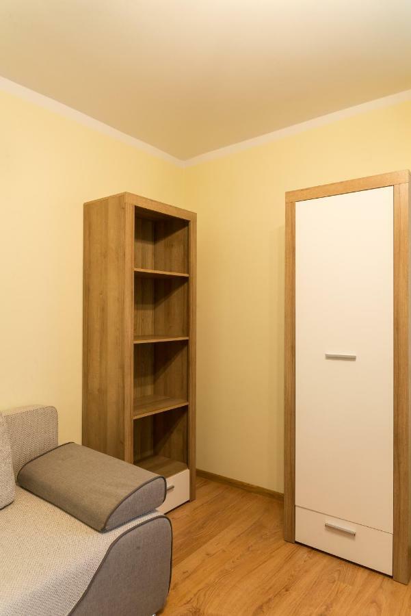Apartament Na Urlop - Centrum - Przy Amfiteatrze - 500M Do Basenow فيسلا المظهر الخارجي الصورة