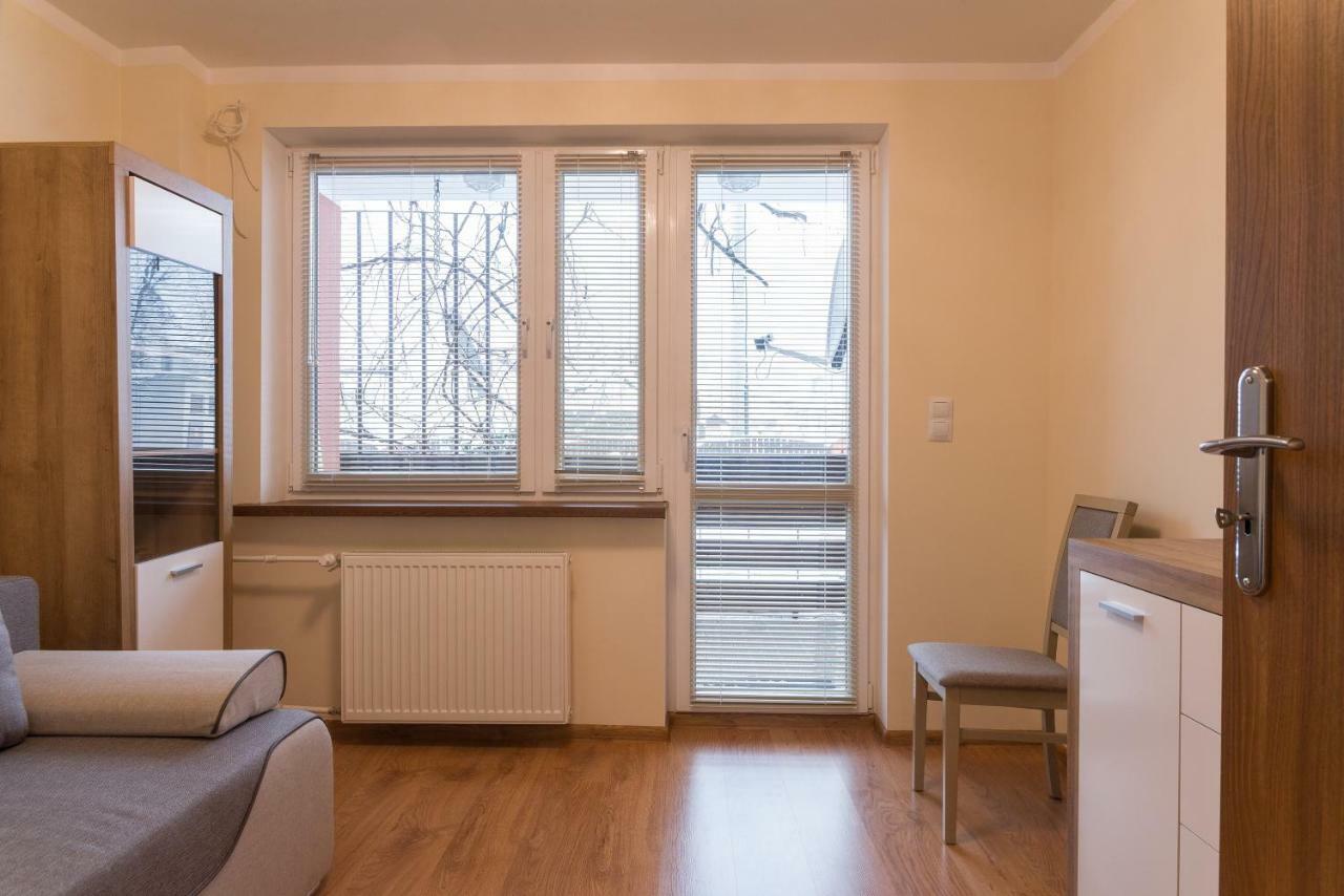Apartament Na Urlop - Centrum - Przy Amfiteatrze - 500M Do Basenow فيسلا المظهر الخارجي الصورة